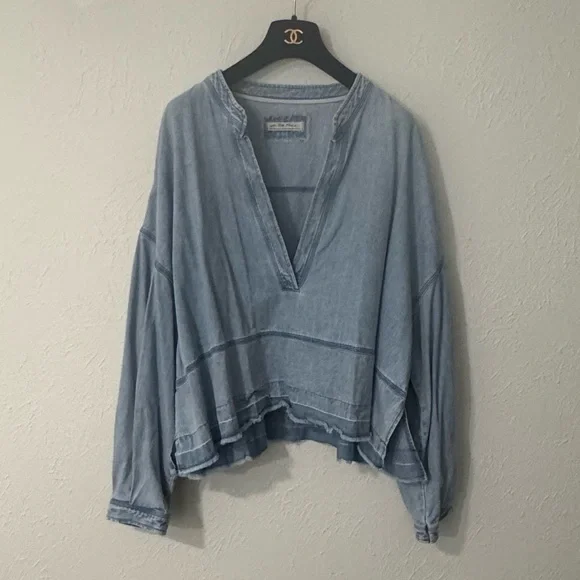 Free People We The Free Jude Denim Pullover Indigo Size Medium - Picture 1 of 11